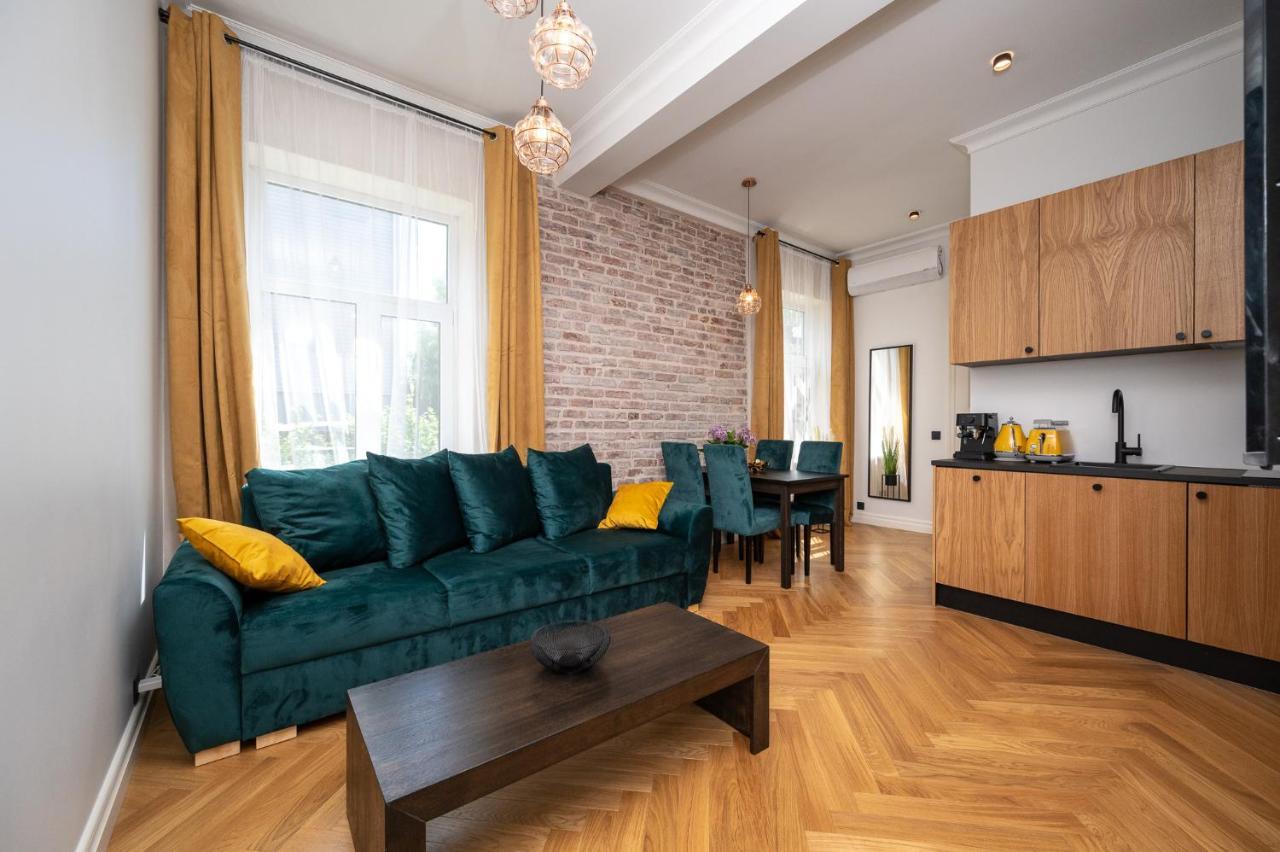 Suur-Sepa Apartement パルヌ エクステリア 写真